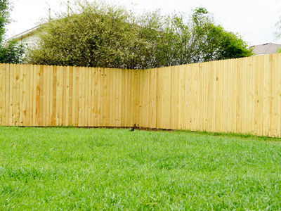 How to install Closeboard fencing