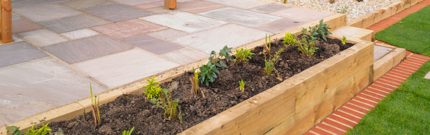 Everything you need to know about Hardwood Garden Sleepers