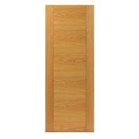 Tigris Oak pre-finished FD30 44x1981x838mm internal door is made from real oak veneer. It is supplied fully finished with quality varnish. It has 5 ladder style panels with real wood grooves. This door benefits from solid core construction.