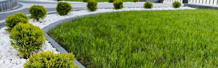 3 Decorative Chipping Landscaping Ideas