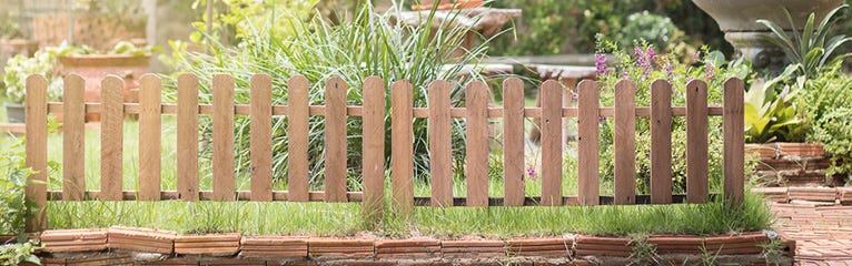 3 Ways a Decorative Fence Can Enhance a Garden