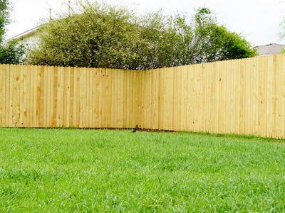 How to install Closeboard fencing - Comprehensive Guide