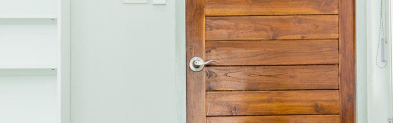 How to Repair a Wooden Door