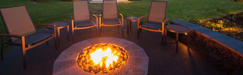 Build a Fire Pit in Your Back Garden