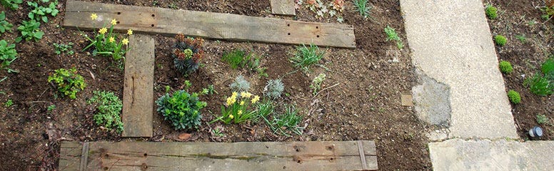 Should I Buy New or Used Railway Sleepers?